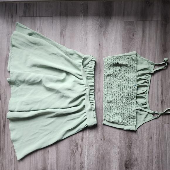 2 Piece Set - Picture 6 of 7